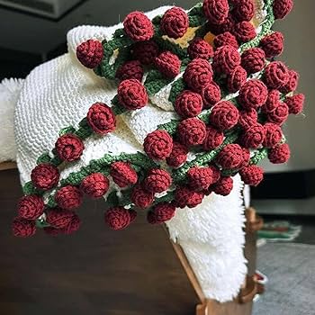 Amazon｜かぎ針編みのバラのブランケット 花束 柔らかくて軽い